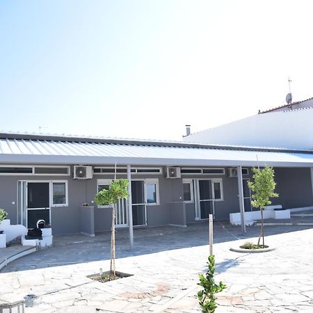 Family Apartments 1 Lechaio المظهر الخارجي الصورة