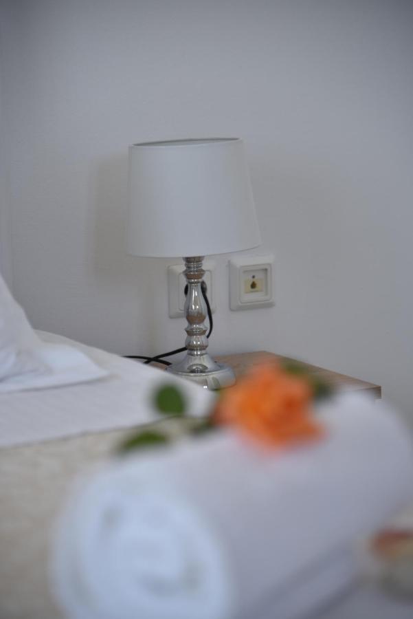 Family Apartments 1 Lechaio المظهر الخارجي الصورة